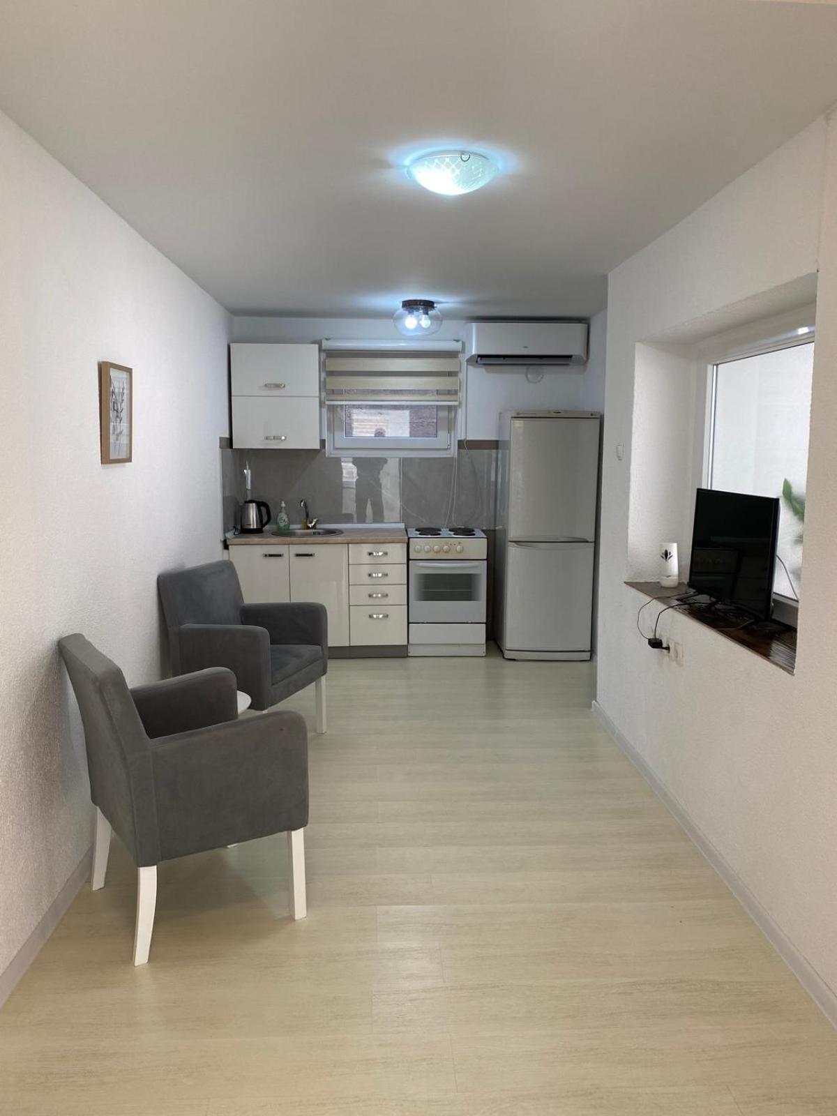 Apartmani פוסושיה מראה חיצוני תמונה